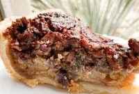 Classic Southern Pecan Pie Recipe with Buttery Crust