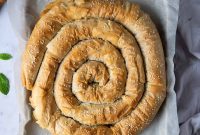 Vegan Spanakopita Spiral Recipe: Crispy Spinach Phyllo
