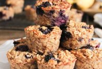 Banana Berry Baked Oatmeal Bites Recipe
