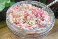 Make-Ahead Rhubarb Overnight Oats