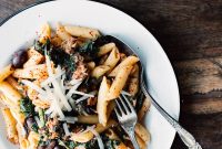 Sausage Penne with Garlicky Greens