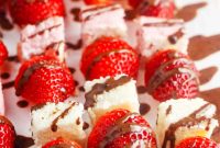 Strawberry Angel Food Cake with Chocolate Sauce