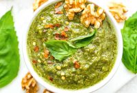 Homemade Vegan Walnut and Basil Pesto Recipe