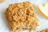 Homemade Applesauce Oatmeal Bars Recipe