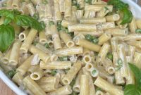 Creamy Garlic and Herb Pasta with Boursin Cheese