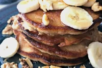 Fluffy Banana Bread Pancakes