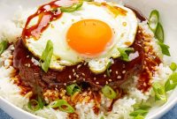 Loco Moco Recipe: Hawaiian Burger with Savory Brown Gravy