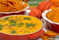 Cheez-It Hot and Spicy Grooves with Tango Sausage Cheese Dip