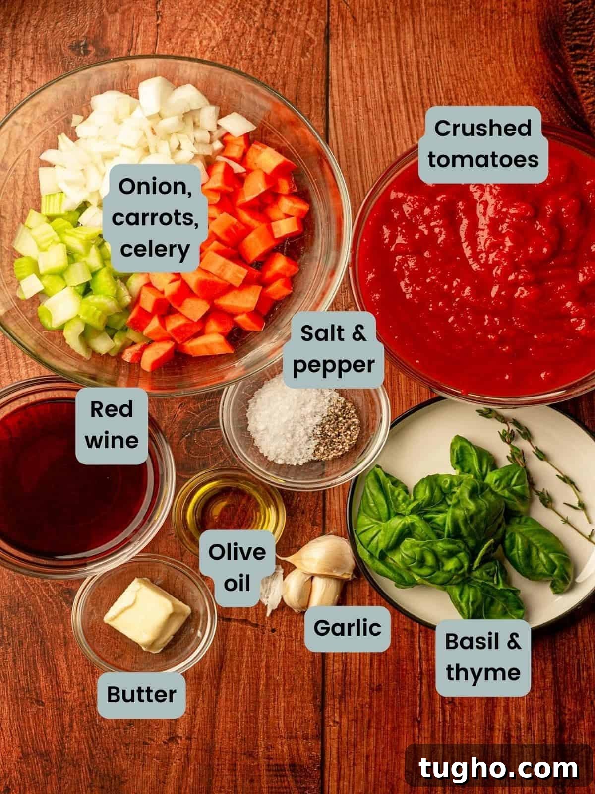 Nonna's Classic Italian Pasta Sauce Recipe 4 Ingredients in Italian pasta sauce.