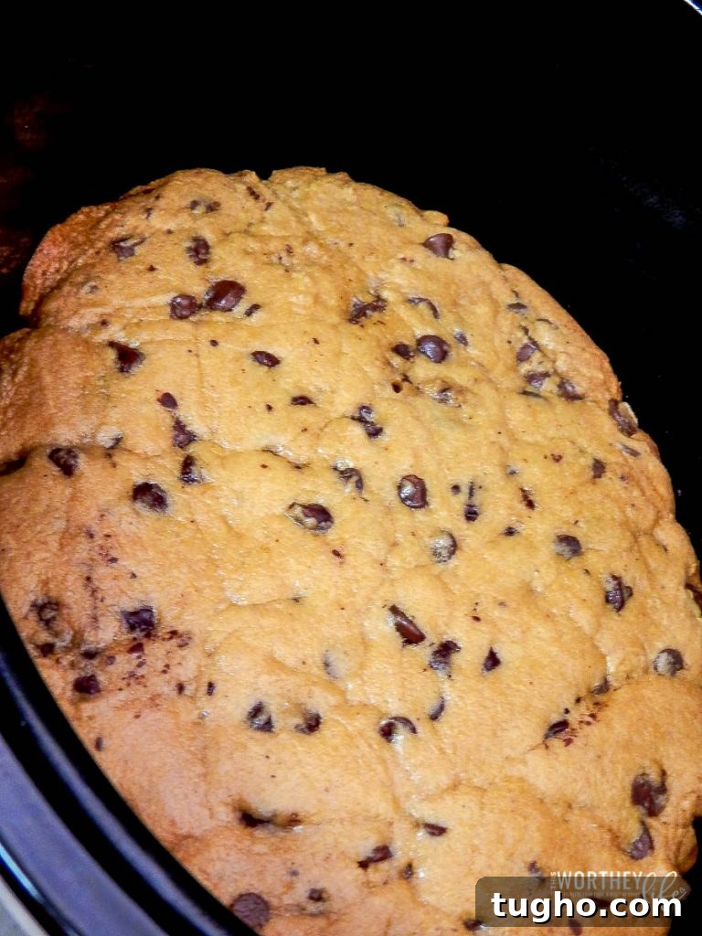 Slow Cooker Pizookie Recipe: Gooey Chocolate Cookie 4 slow cooker desserts