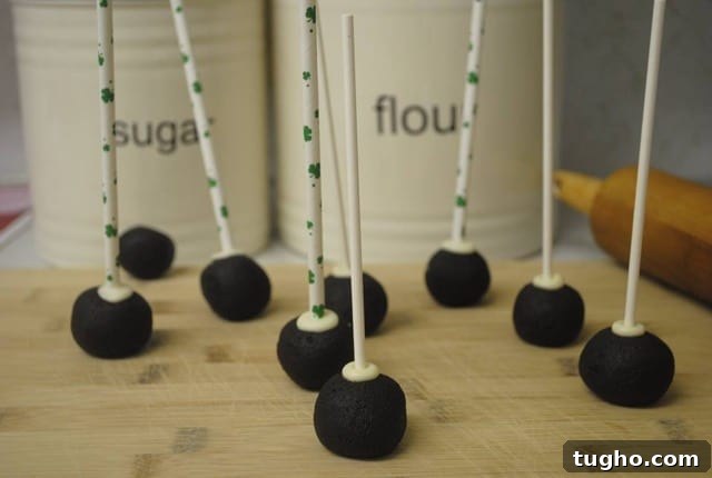 Guinness Chocolate Cake Pops Recipe 8 cake pop 2 in process
