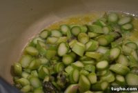 Creamy Spring Asparagus and Pea Risotto