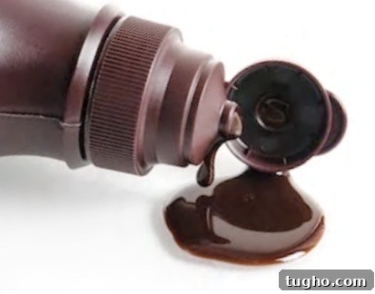Chocolate syrup swirl