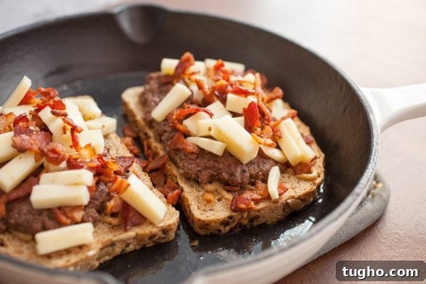 Crispy Bacon and Swiss Patty Melt Recipe 5 Bacon Swiss Patty Melts - recipe from RecipeGirl.com