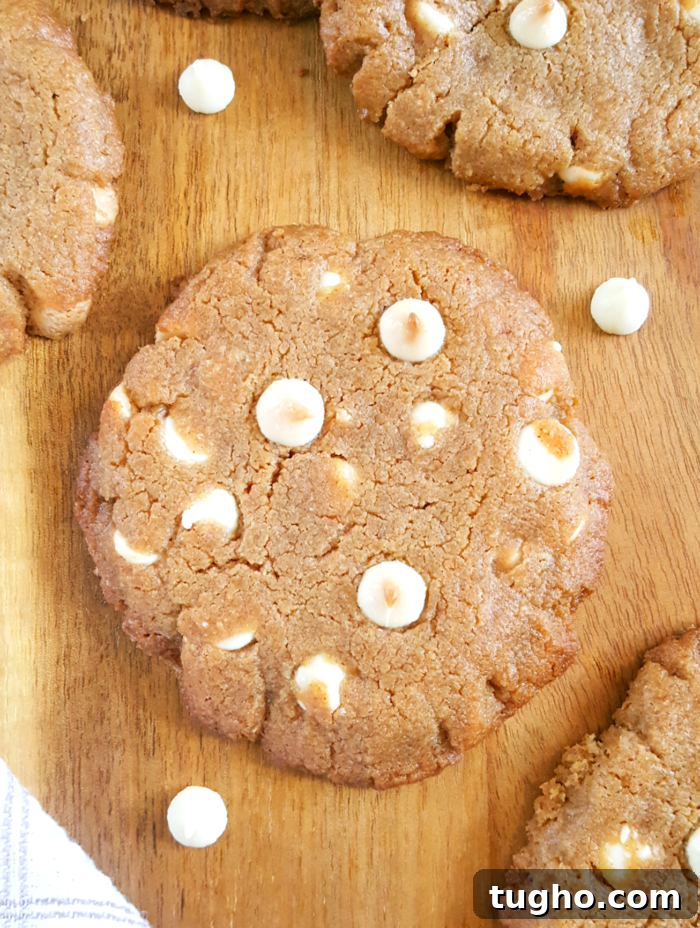 Gluten Free White Chocolate Peanut Butter Cookies - Soft & chewy dairy-free peanut butter cookies made without flour and filled with creamy, sweet white chocolate chips. Easy recipe, simple ingredients, 15 minutes prep. | Beat Bake Eat