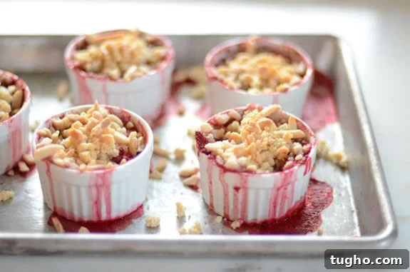 Low-Sugar Almond Flour Peach Crisp Recipe 4 Strawberry Crisp