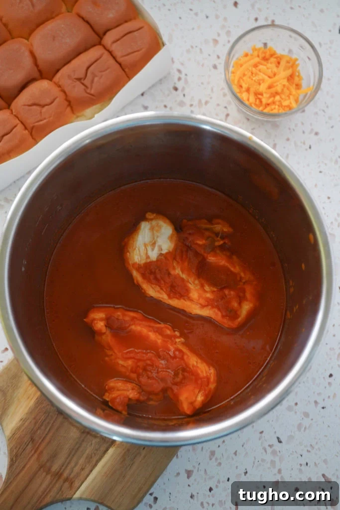 Instant Pot Chicken Sloppy Joe Sliders Recipe 3 img 860 5